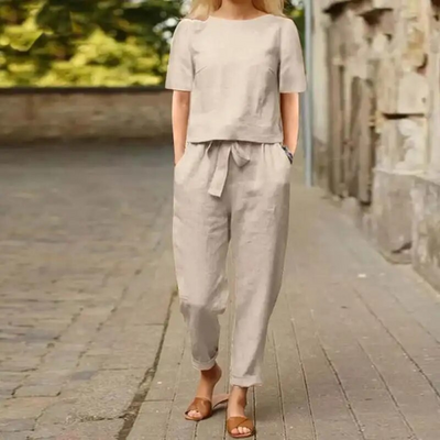 Elegant & Comfortable Two-Piece Linen Set for Women