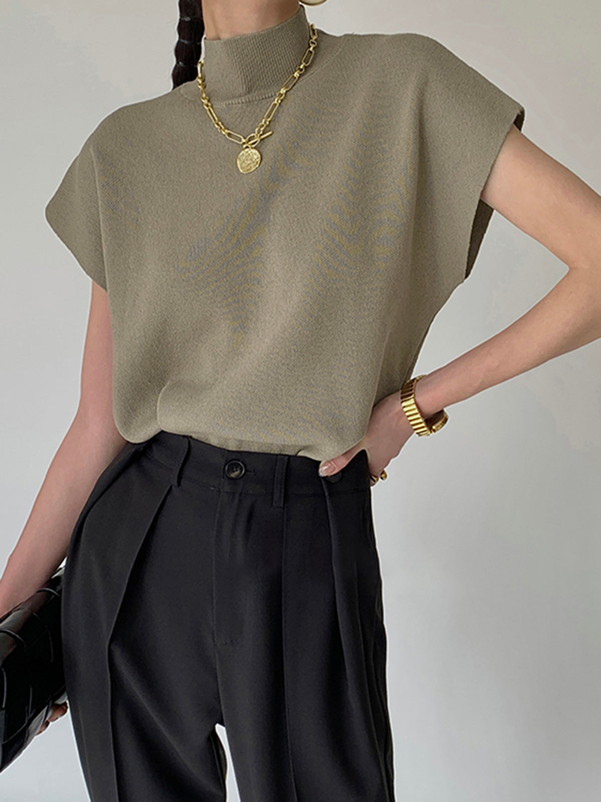 Leisurely Solid Pullover Sweater for Women
