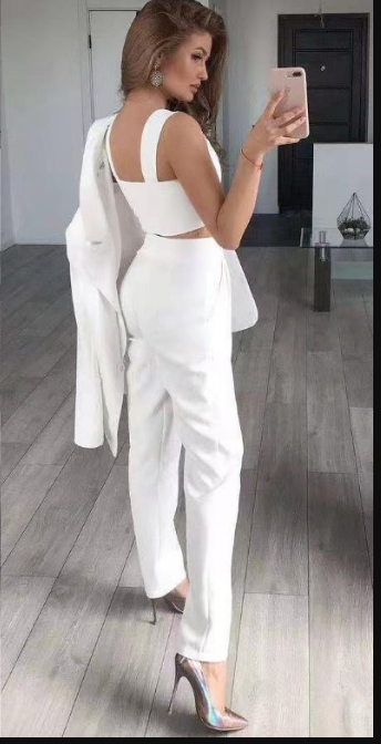 Elegant 3-Piece Set for Women